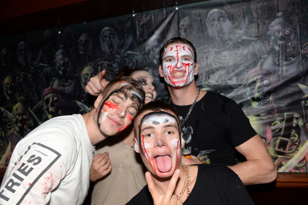 ../Images/Halloween 2016 in Madero 047.jpg